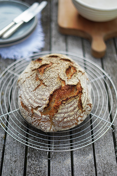 Einfaches Sauerteigbrot